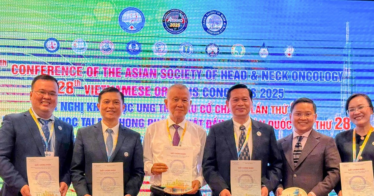 1 1762412801595674405362 0 0 733 1400 Crop 17624128165131748064354