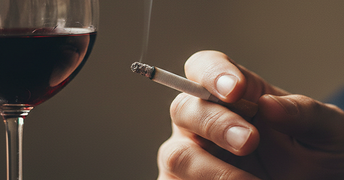 1 Ruou 17647646530871828083379 182 178 581 816 Crop 17647646922012069493109