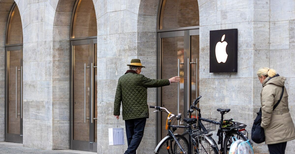 10 Su That It Nguoi Biet Ve Apple 2527