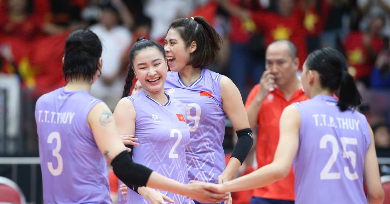 12 Bong Chuyen Nu Viet Nam Tranh Hcv 3549