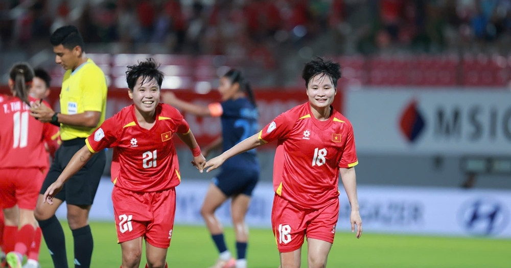 12 Bong Da Nu Sea Games Khai Man 2038