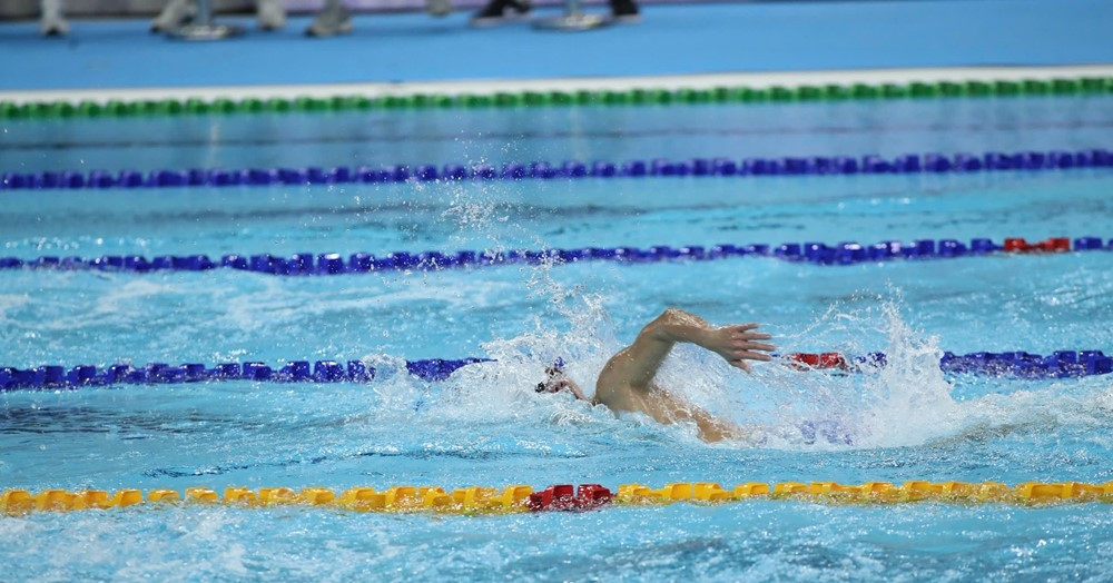 12 Them Con Mua Vang 4574