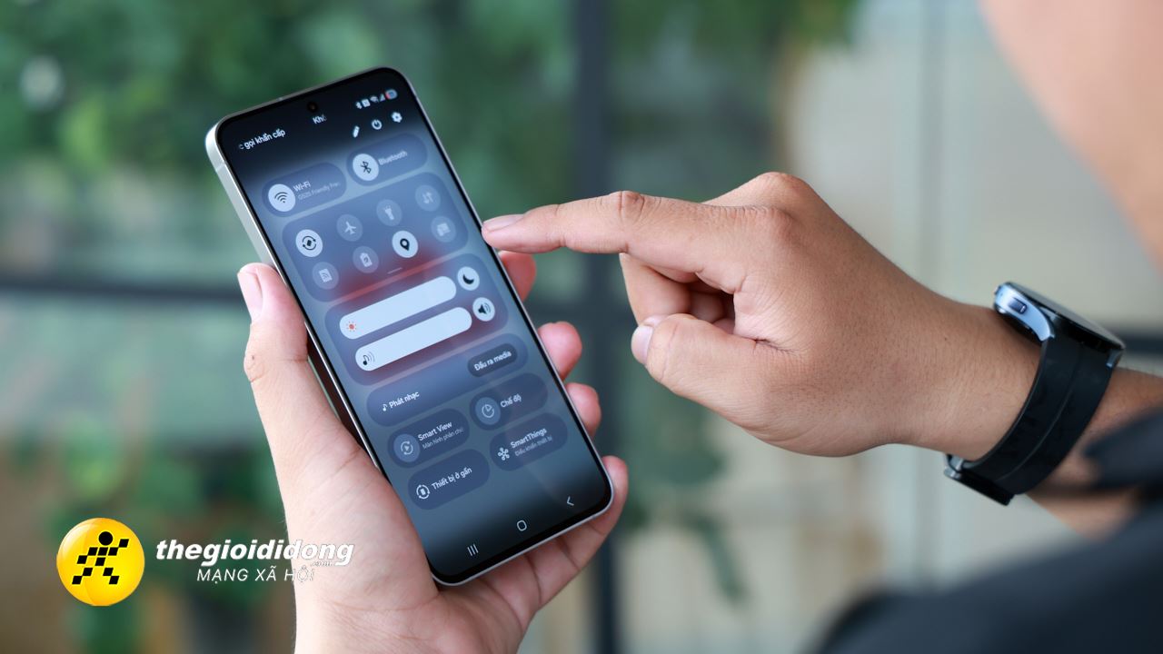 1Galaxy S25 Fe 3638981236023701644