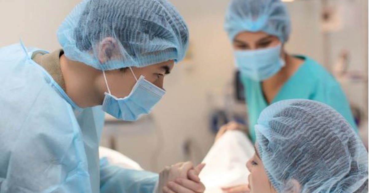 1Sinh Con 1762448585799884626295 20 0 397 603 Crop 17624485968951059165623