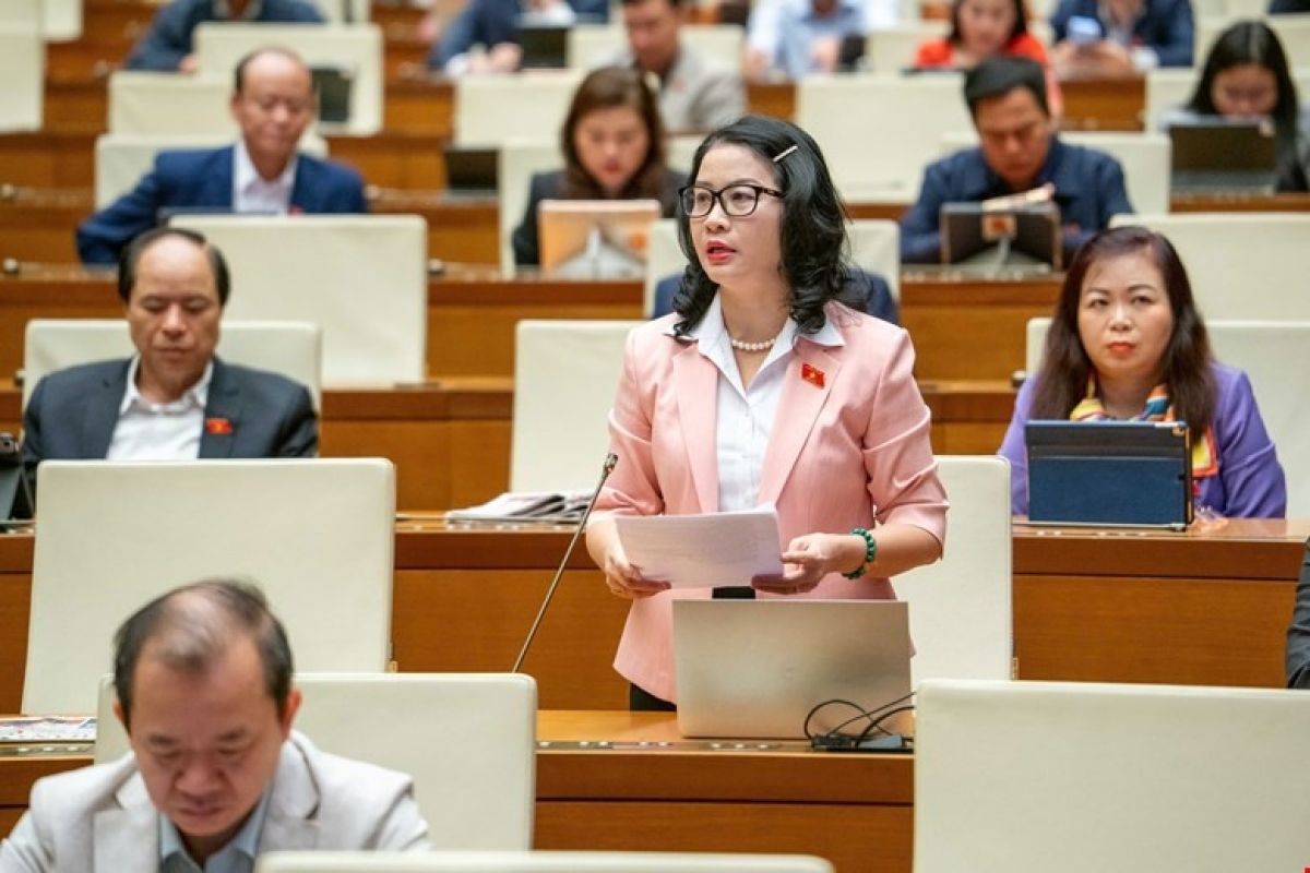 202512010927073394 Z7279758074262 7Fe98B3Ec5Fc92Abedd2F76Bd644897320251201210123