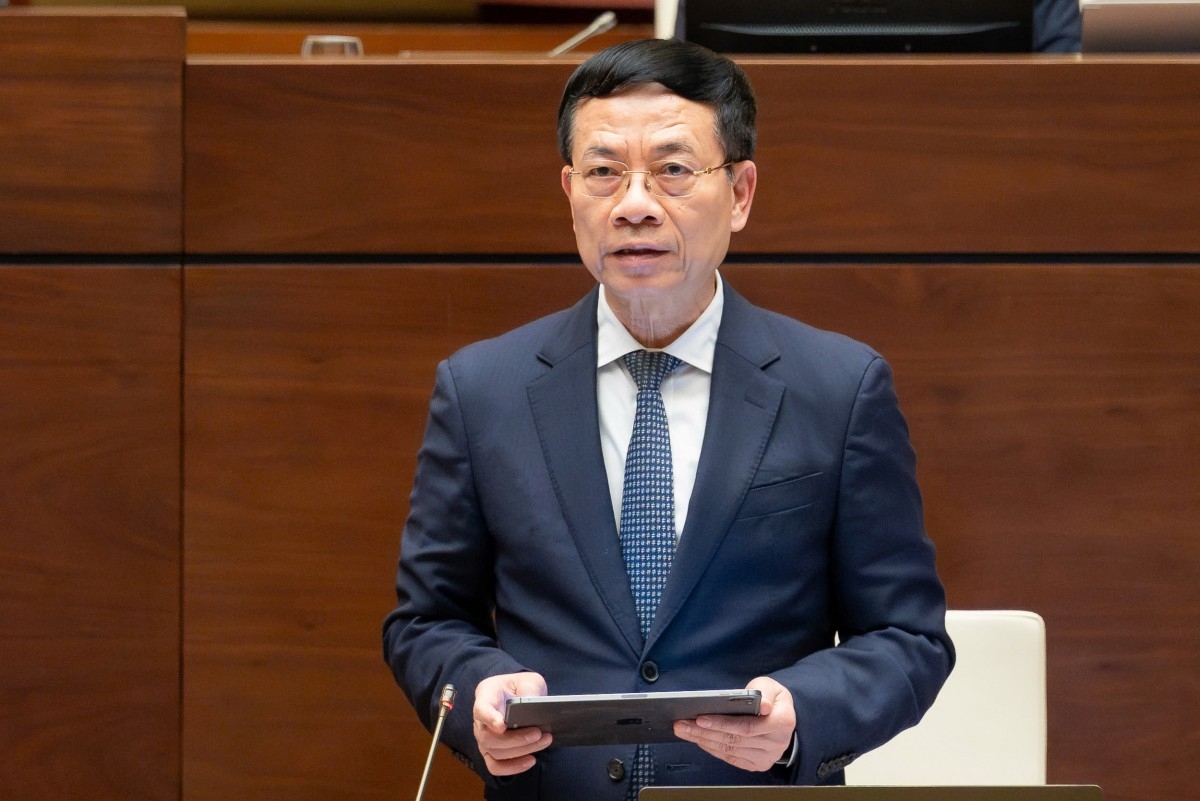 202512011555368459 Z7281073515027 83C4D5C4B752Fc78B4A4745Ca7676F0520251201182318