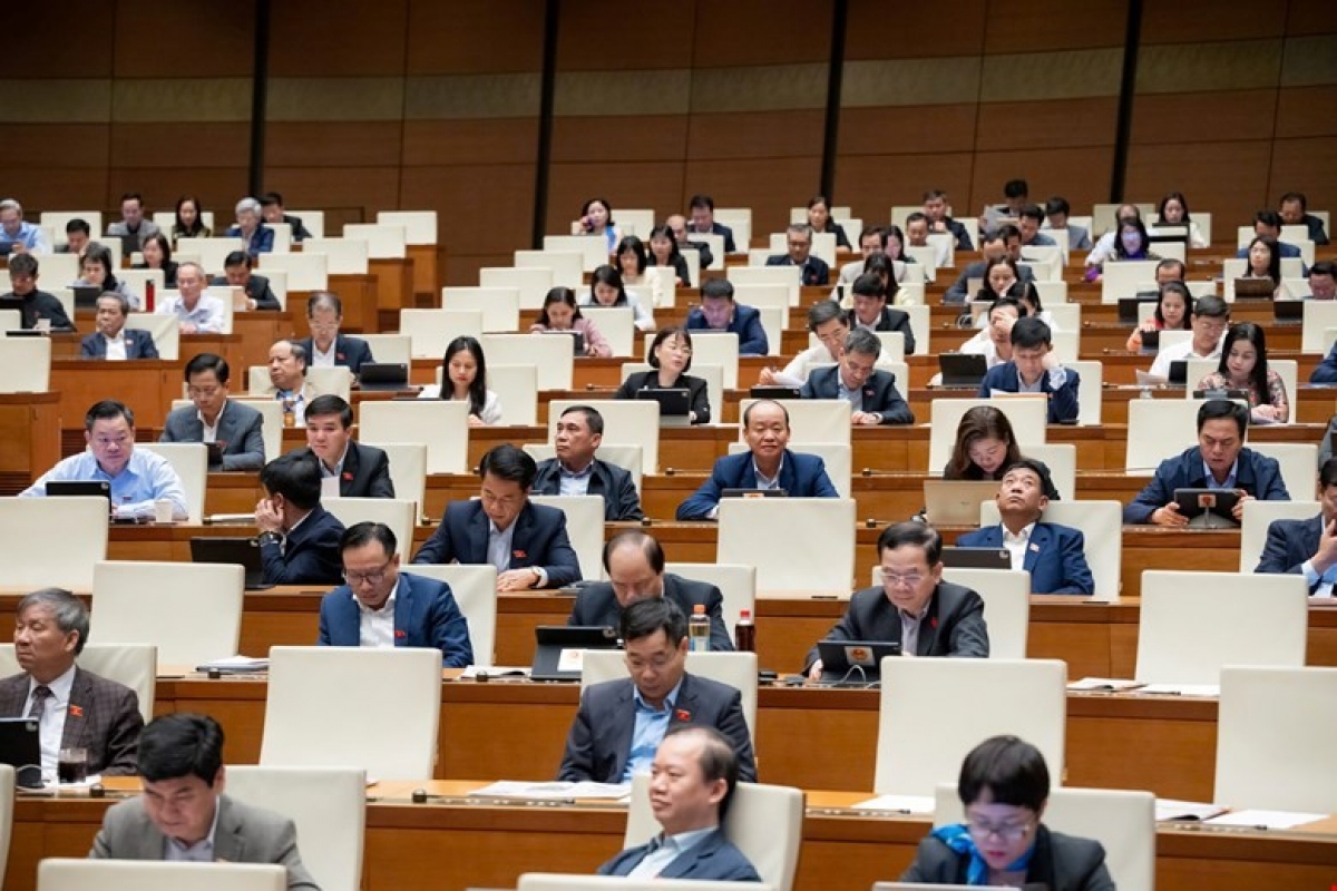 202512040917541772 Z7290526510715 22B9B34B96A095E17D25B2Fa97Cdbbe720251204114029