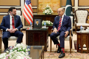 2026 04 11T200034Z 1744710408 RC2XMKAGCFAO RTRMADP 3 IRAN CRISIS CEASEFIRE PAKISTAN