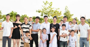 3 chị em lấy 3 anh em ruột ở Nghệ An, thông gia thân thiết như người một nhà 2 3 chi em lay 3 anh em ruot o nghe an thong gia than thiet nhu nguoi mot nha 2952