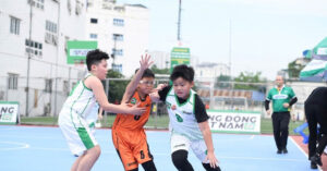 32 Doi Bong Du Vck Giai Bong Ro Hoc Sinh Tieu Hoc Ha Noi 2025 1113