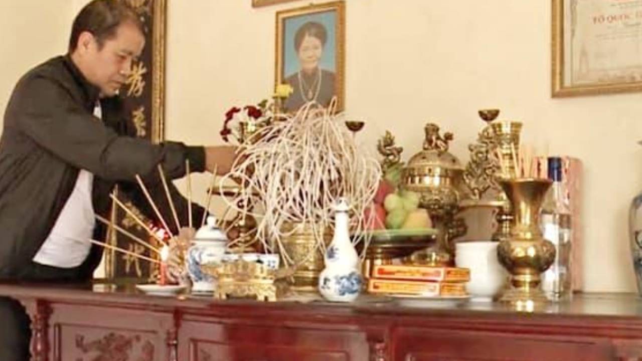 6 Loi Sai Khi Thap Huong Khien Be Tren Tuc Gian Lam Hao Hut Tai Loc Va Van Khi Gia Dinh 151033