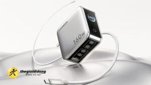 Au8638983872070926637