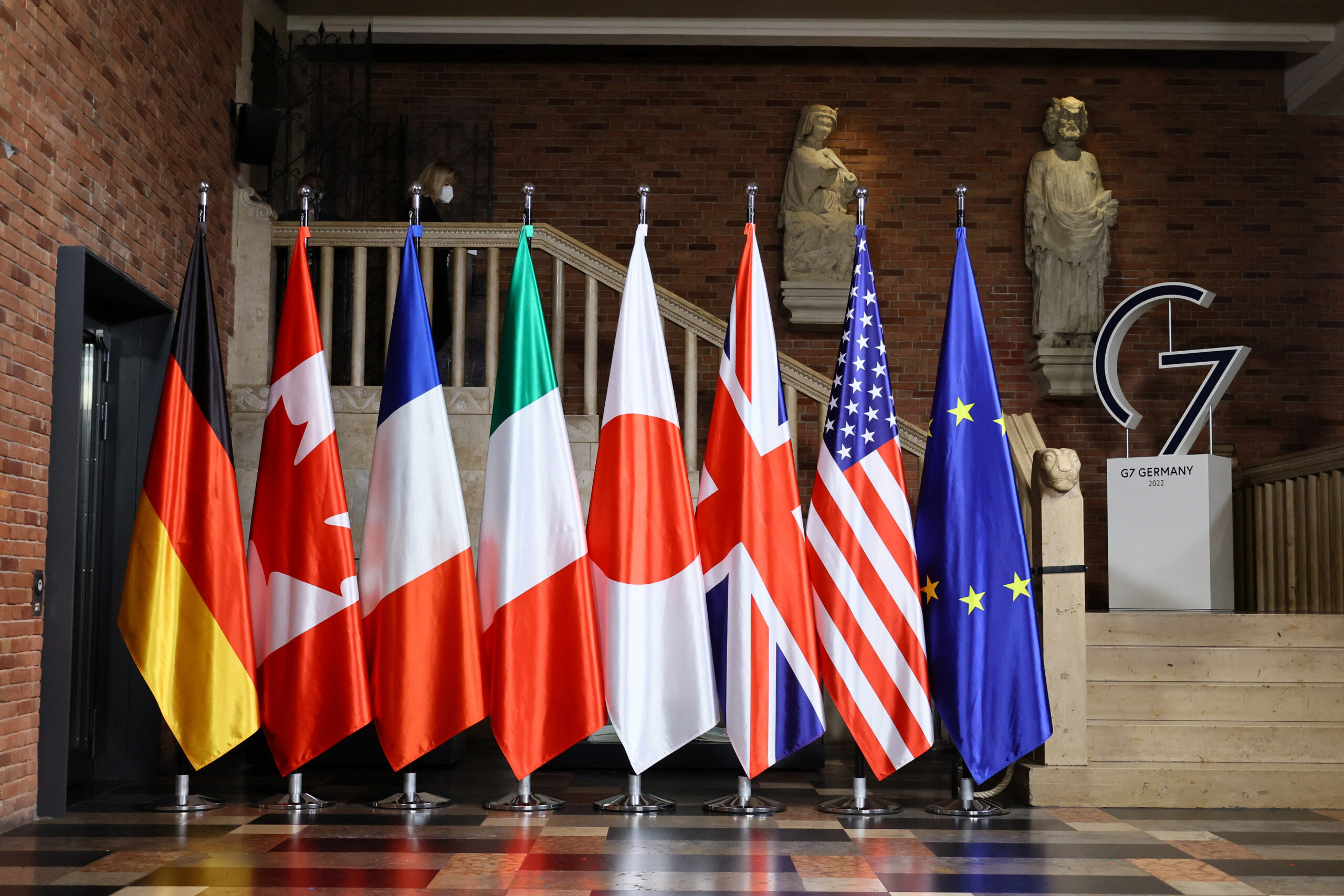 G7 scaled