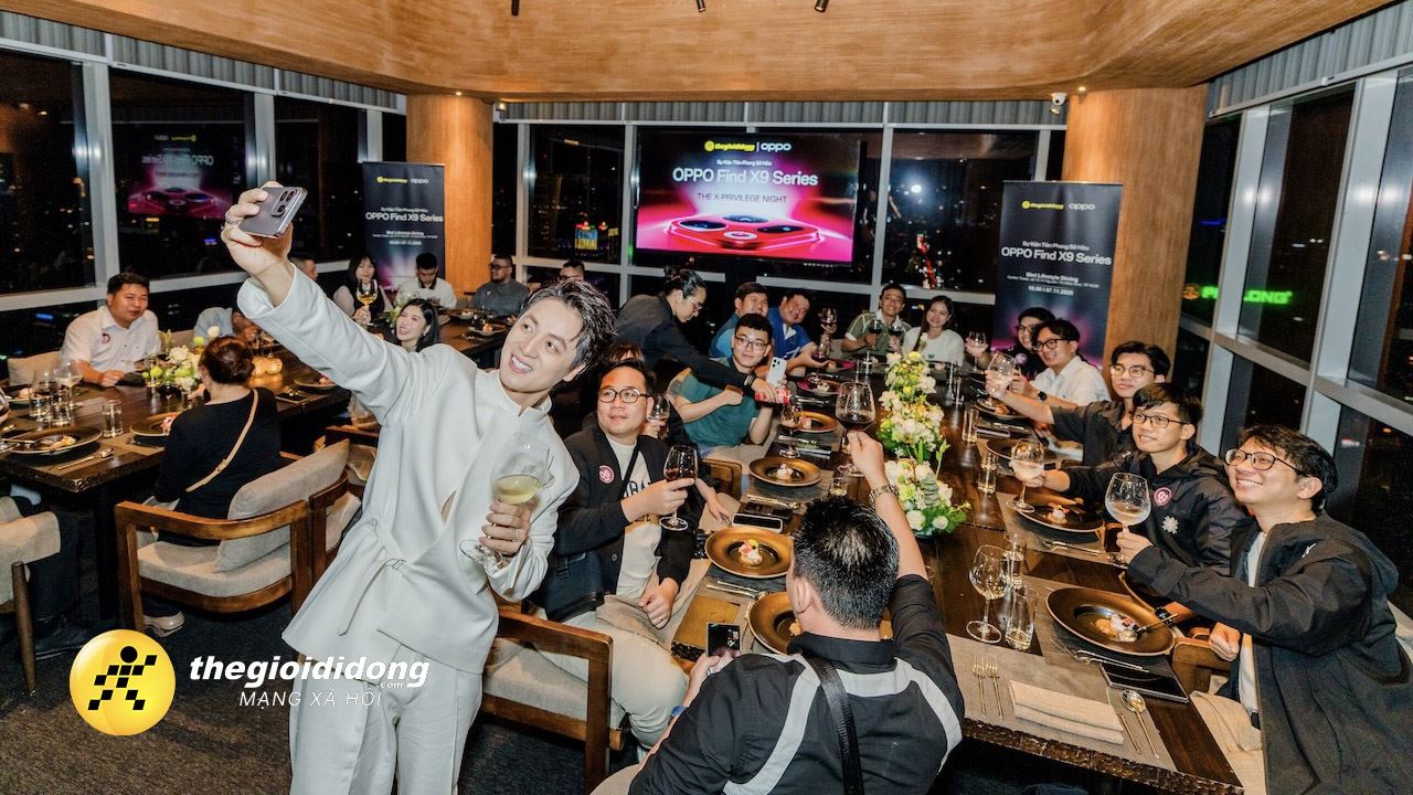 Kmq1638984489754107837