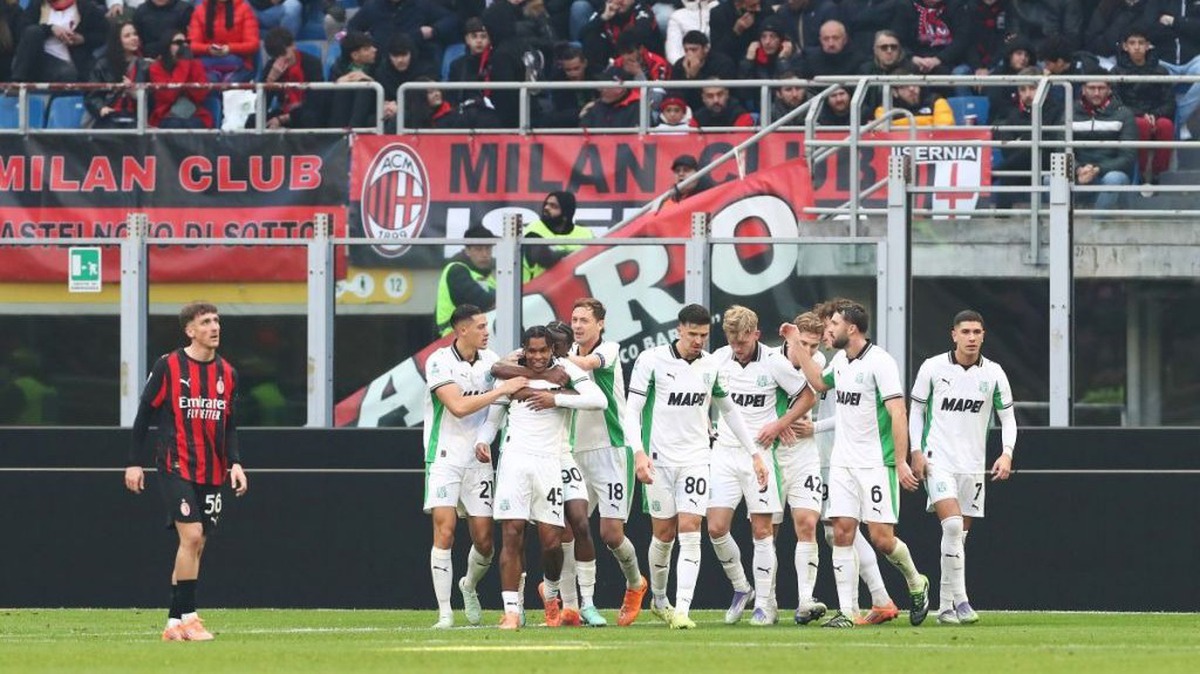 Ac Milan V Us Sassuolo Calcio Se 1765719931818816085112 108 0 683 1024 Crop 17657200286961811350626