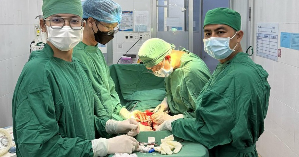 Anh 3 176483679069730611978 32 0 530 797 Crop 1764836939087327870260