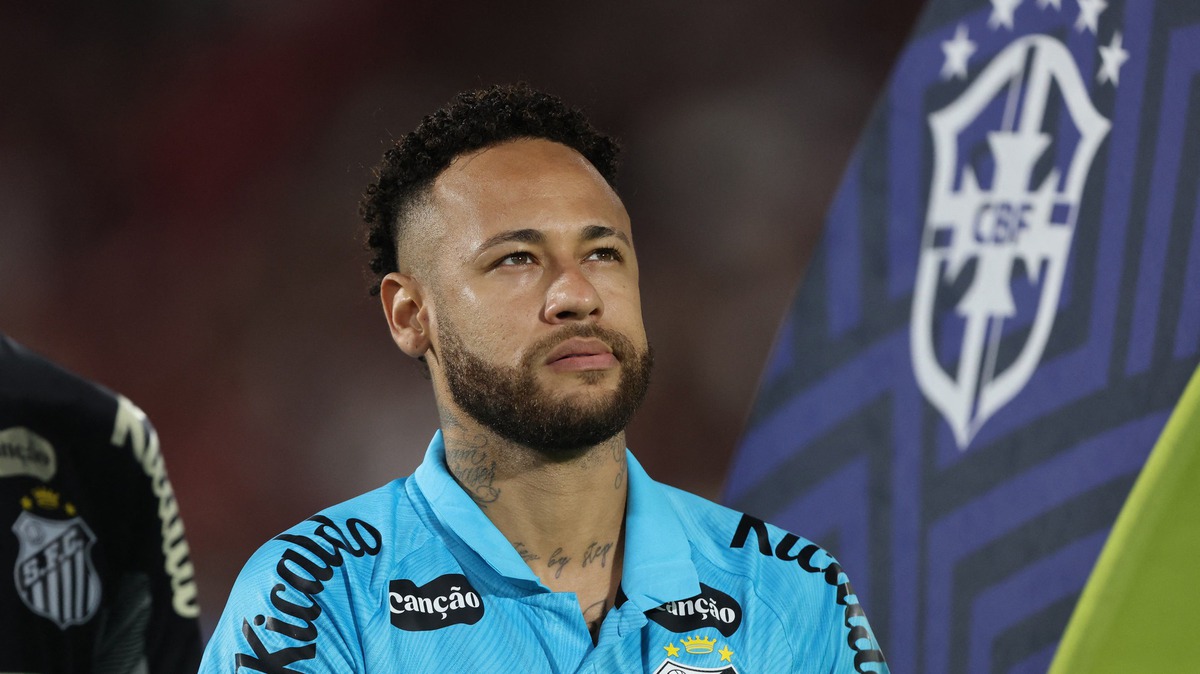 Anh Bai Duoi Neymar 1763035529672221179367 0 0 1438 2560 Crop 17630355501771262032743