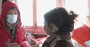 Ba Lao Tim Con Gai Nuoi Tren Mang San Sang Tang Ca Can Ho Va Luong Huu 550