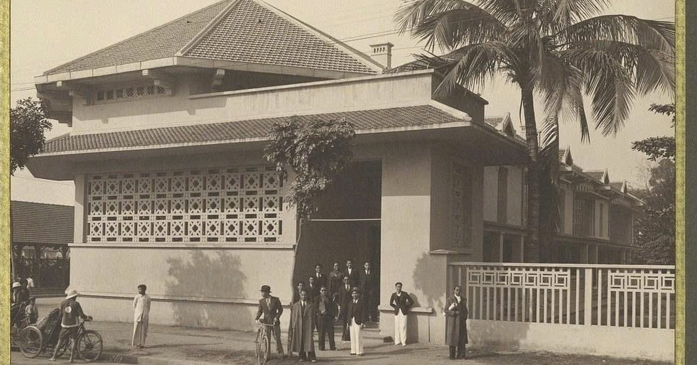 Ba Trien Lam Dac Biet Chao Mung 100 Nam My Thuat Dong Duong 3382