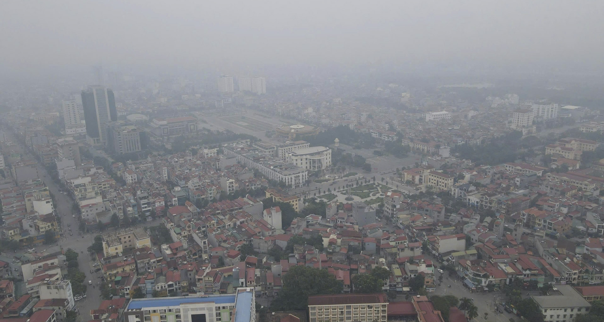 Bac Ninh Chim Trong Lop Mu Day Dac O To Bat Den Giua Trua 1656