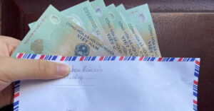 Ban Than Truy Hoi Tien Phung Vieng Co Gai Ta Hoa Ve Chiec Phong Bi Bi Rut Loi 30C31Bc9Ae7844569Ce848