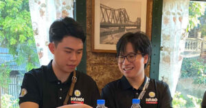 Bat Mi Ve Con Trai 20 Tuoi Hai Huoc Nang Dong Cua Ca Si Trong Tan 532