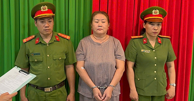 Bat Nu Chu Muu Vu Chon Lap Gan 2 1861