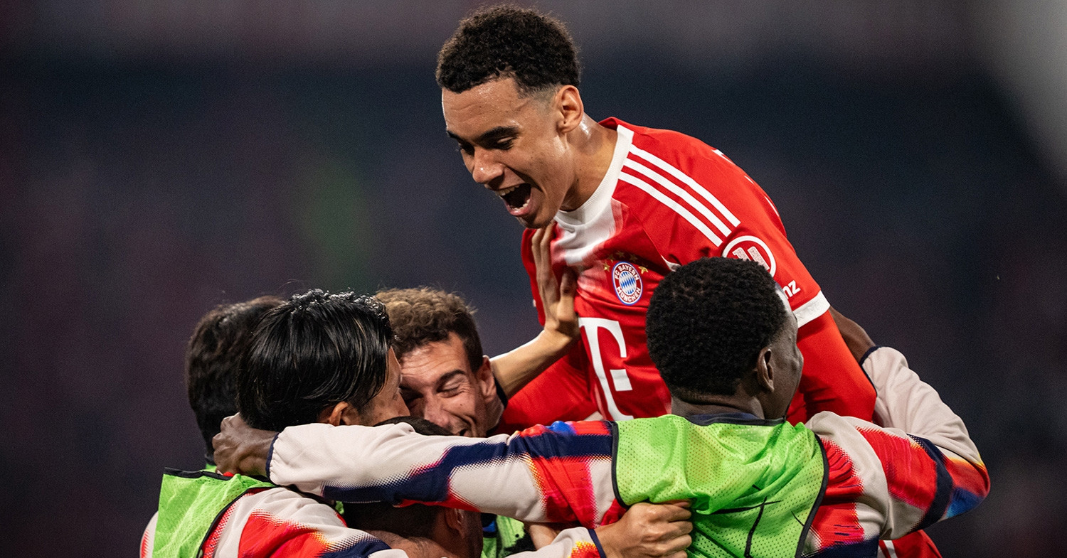 bayern munich dau psg ma thuat jamal musiala tro lai 761