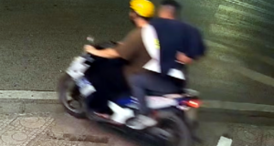 be trom hom tien mung cuoi chua gan 320 trieu dong 2 khach khong moi bi bat 556
