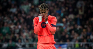 Bi Antony Choc Gan Barcelona Vung Len De Bep Betis 196