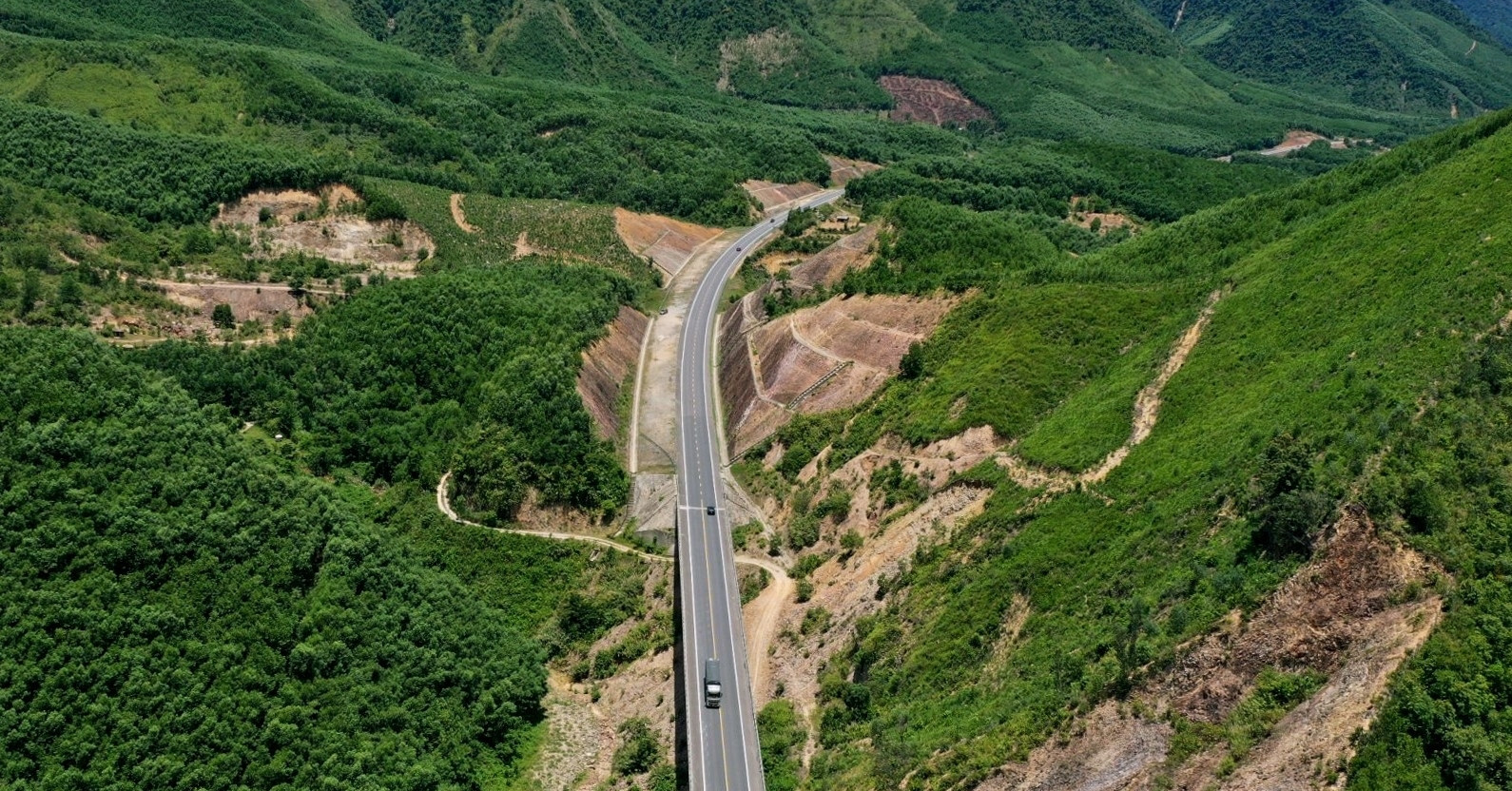 Bo Xay Dung Diem Mat Loat Du An Giao Thong Lon Cham Tien Do 847