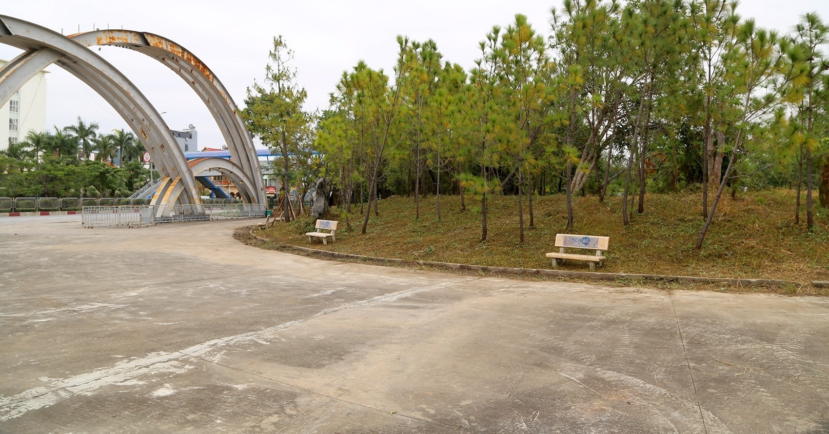 Canh Tuong Khac La O Cong Vien Bi Lang Quen Nguoi Dan Khong Dam Cho Tre Vao 3458