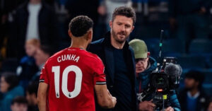 carragher nhan mu khong ai xung dang hon carrick dau 386