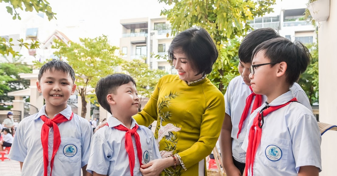 Cha Me Thu Hai Trong Su Nghiep Trong Nguoi 4828