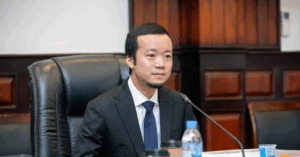 Chan Dung Chen Zhi Tu Doanh Nhan Quyen Luc Den Trum Lua Dao Quoc Te Tai Campuchia Bi My Tich Thu 15