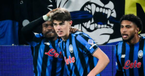 Chelsea Thua Cay Dang Tren San Atalanta 149