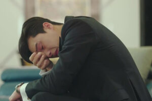 Cho Vay 200 Trieu Nhung Chu Noi Se Khong Tra Nhin Thay To Giay Tren Ban Chong Toi Chuyen Them 100 Tr