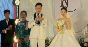 chu re nguoi trung quoc hua khong danh em khien hon truong cuoi nghieng nga 2066