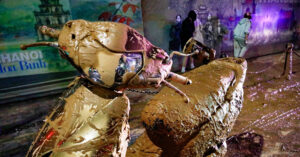 Cong An Truy Tim O To Lam Do Bun Nhao Ra Duong O Ha Noi 966