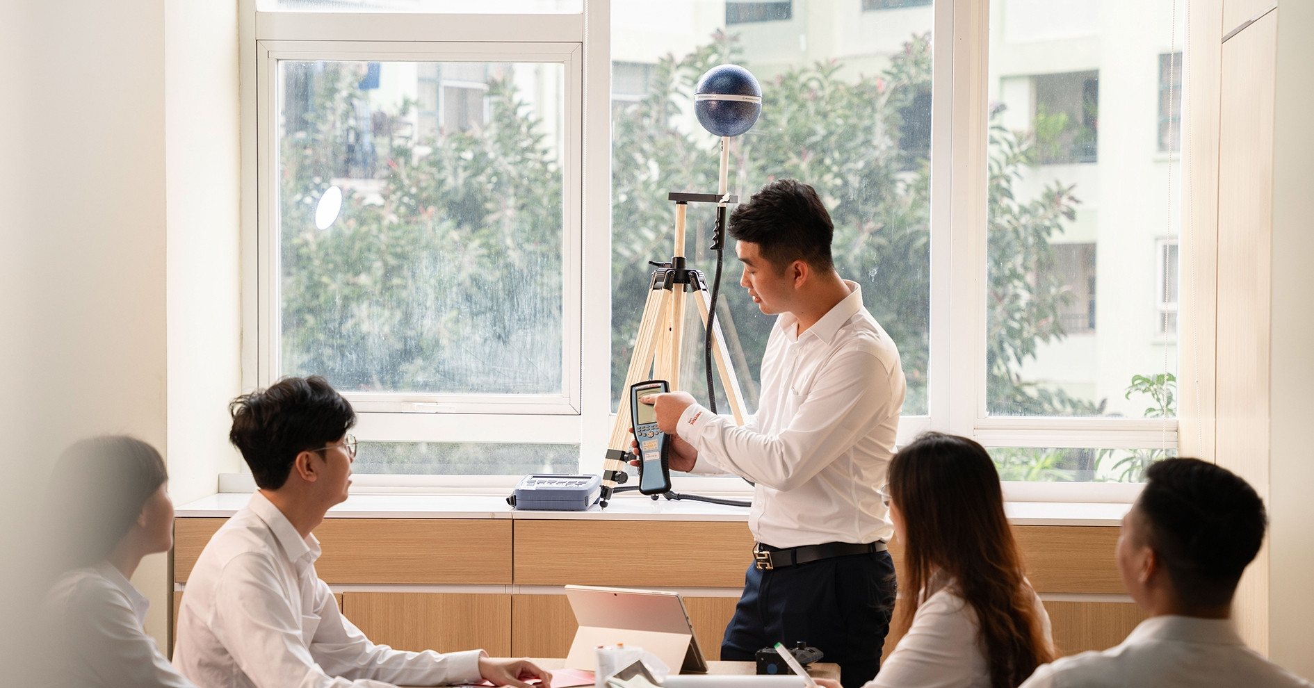 Cong Ty Con Cua Viettel Lan San Sang Thiet Ke Dan Dung Va Noi That Cong Trinh 2055