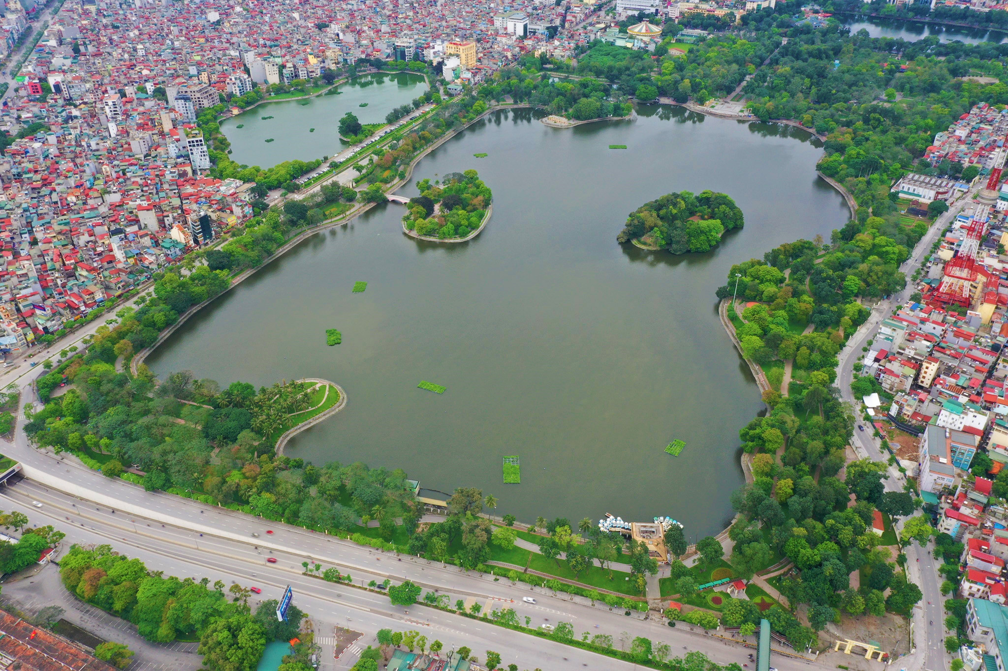 Cong Vien Thong Nhat 1130