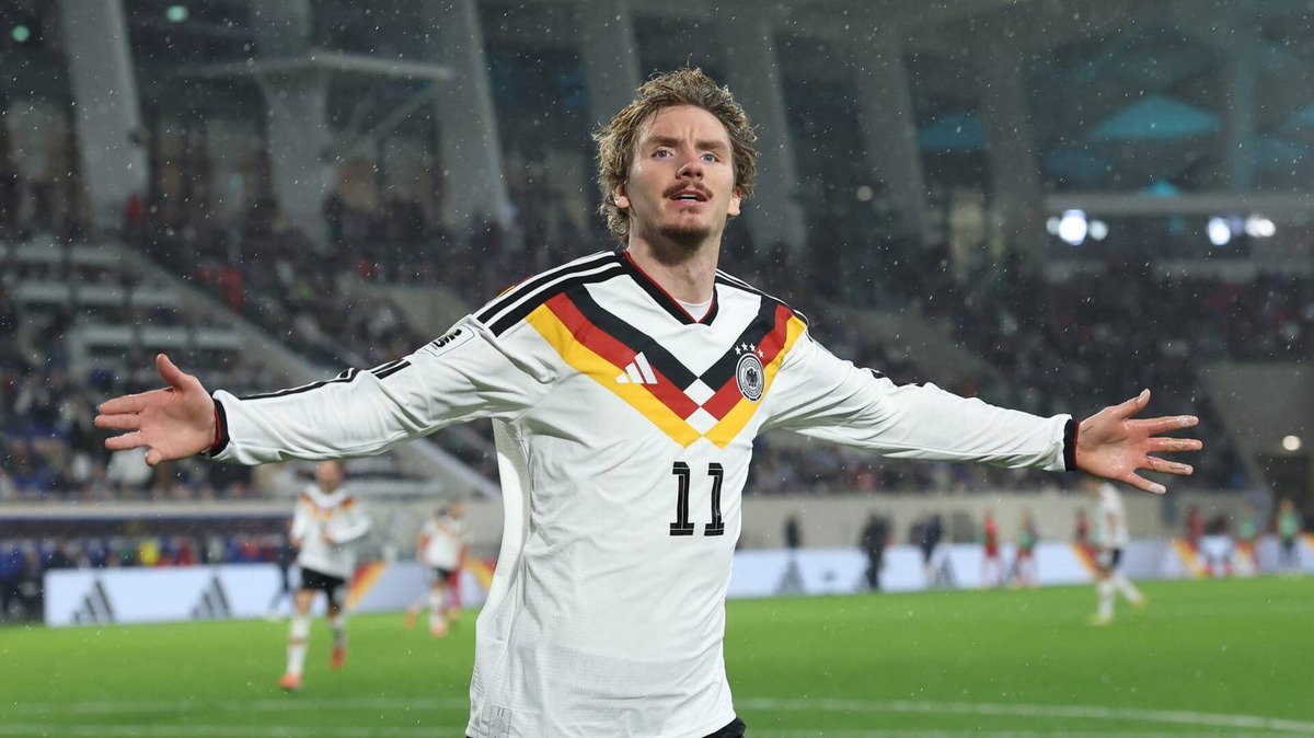 Cot Trai 1763302782765739490314 1 0 900 1600 Crop 1763303004354917654238