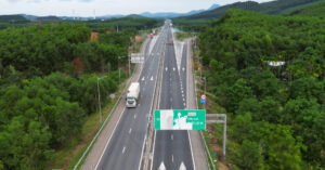 Cuc Csgt Chi Ra Bat Cap Co Can Giam Toc Do Tren Cao Toc Da Nang Quang Ngai 4639