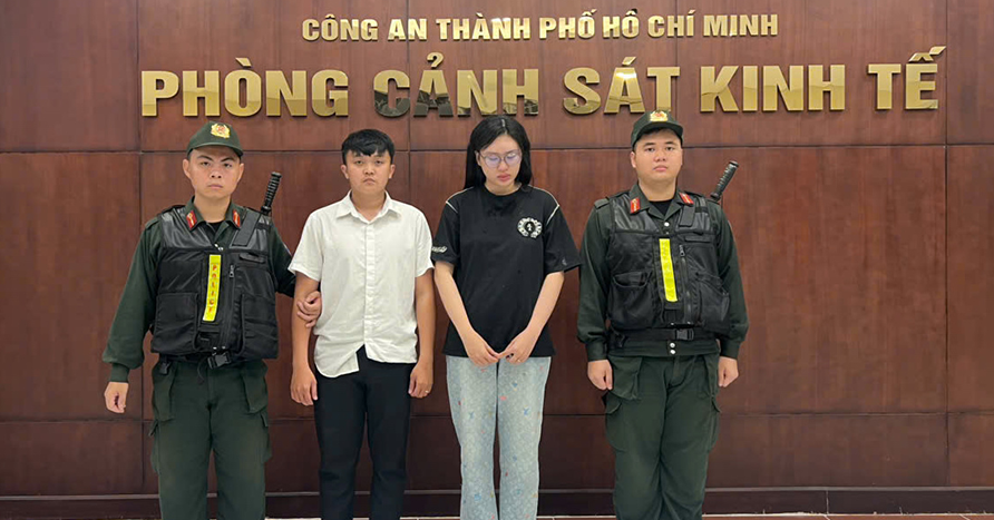 danh tinh cap vo chong ban hang gia gucci louis vuitton doanh thu hang chuc ty dong 1312