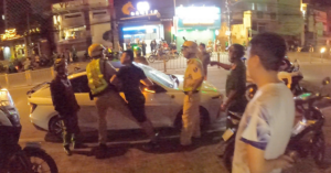 De Nghi Truy To 2 Nguoi Dan Ong Say Xin Trao Doi Vi Tri Lai Xe De Qua Mat Csgt 2030