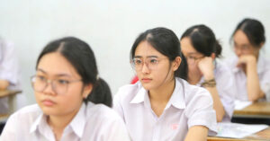 de thi thu tot nghiep thpt mon tieng anh nam 2026 cua tinh nghe an 2452