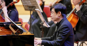dem nhac co su gop mat cua 2 nghe si piano pgs huy phuong tien si trinh huong 2516