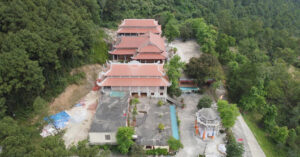 dieu dac biet ve khu tho hung vuong hon 700 nam tuoi tren day nui o ha tinh 2355