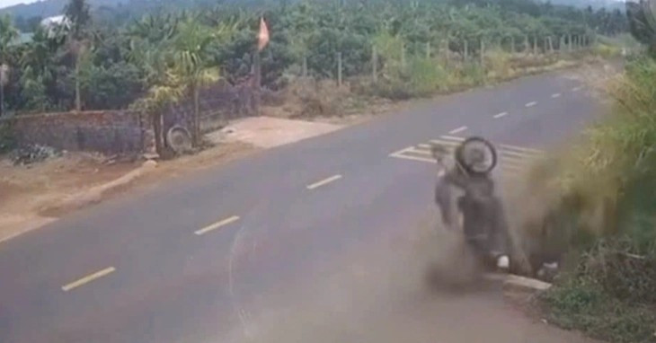 dinh chi thieu ta csgt de dieu tra vu tai nan khien nam sinh lop 12 tu vong 1309