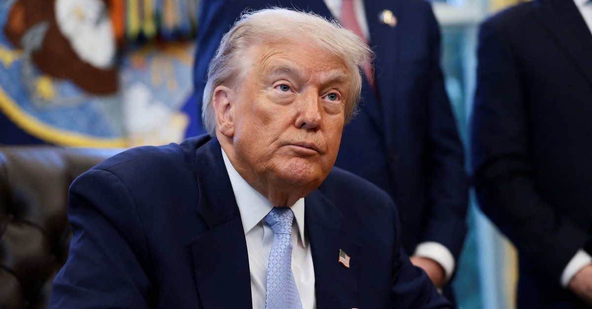 Donald Trump 12 Rt Gmh 251117 1763413314352 Hpmain 1763437127736243873557 0 0 1047 2000 Crop 1763437